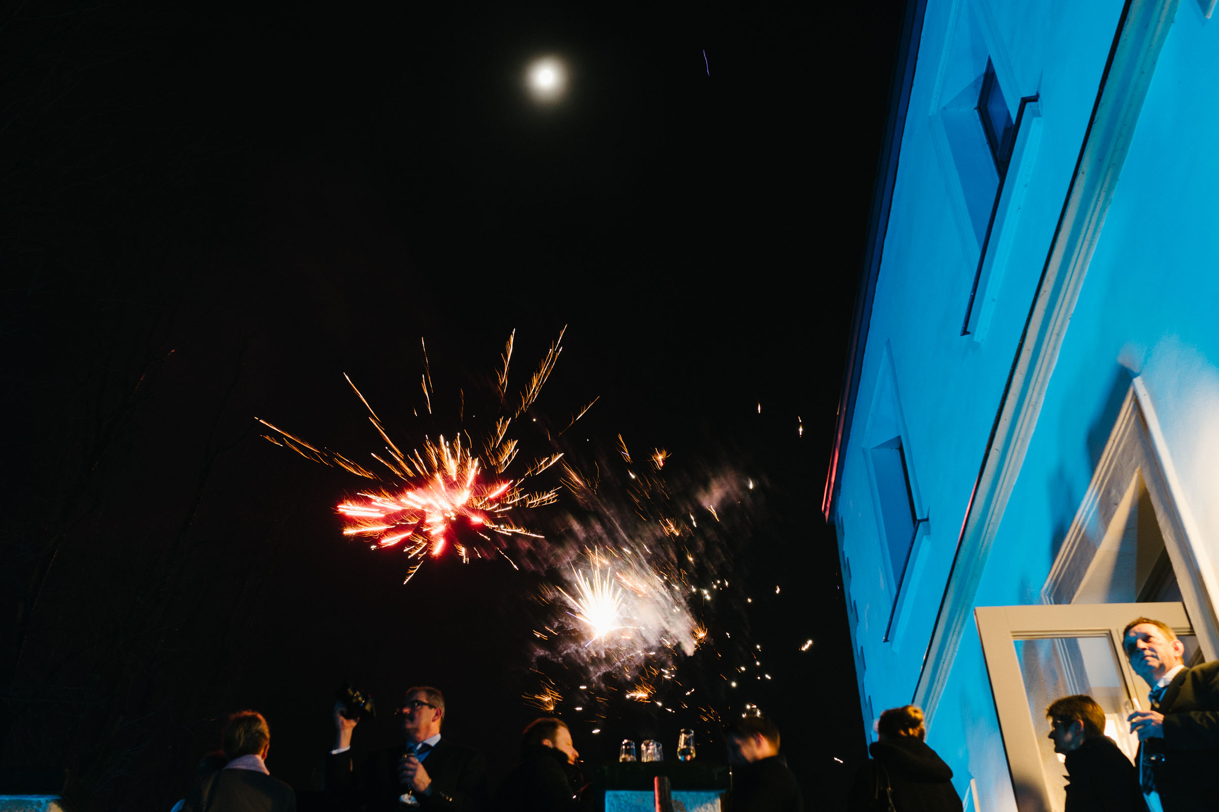 Feuerwerk zur Silvester-Hochzeit