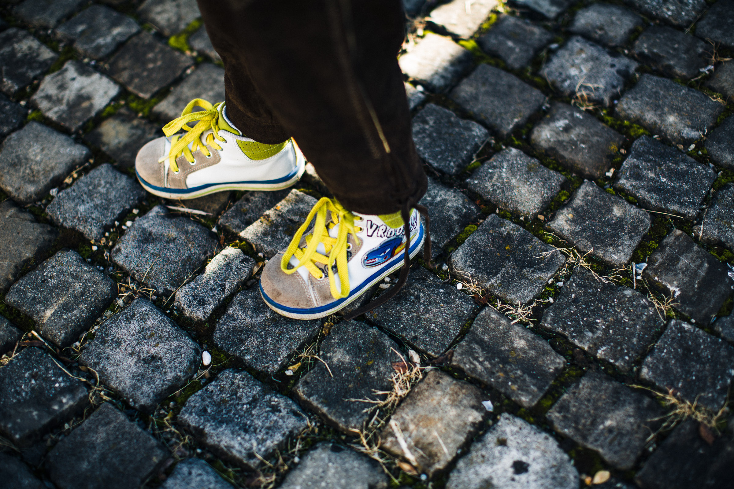 Schlosshochzeit: Turnschuhe