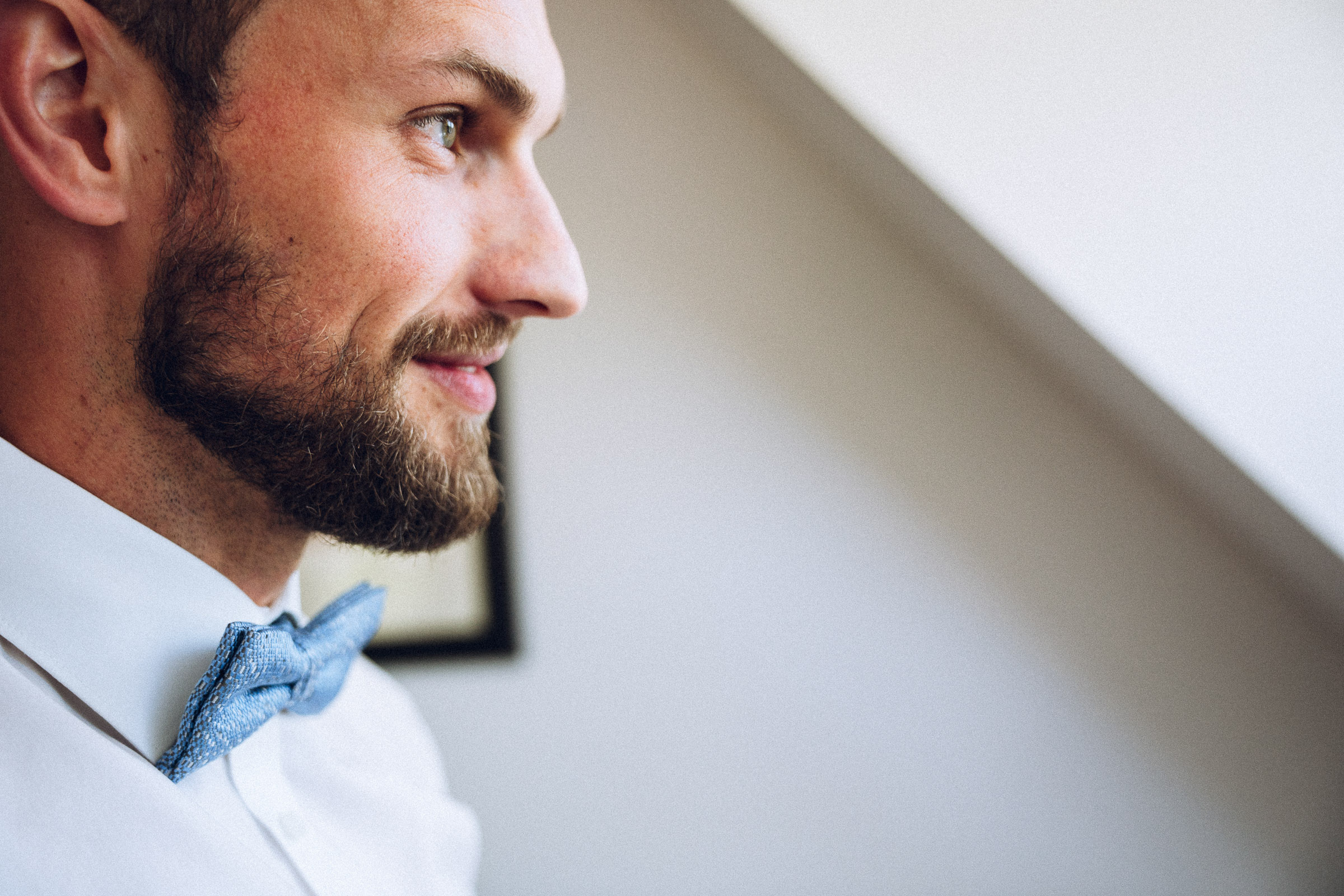 Septemberhochzeit: Portrait des Bräutigams