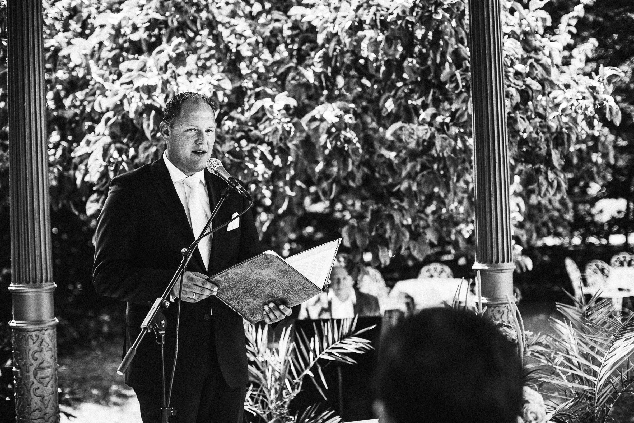 Schlosshochzeit: Trauredner Thomas Hoffmann