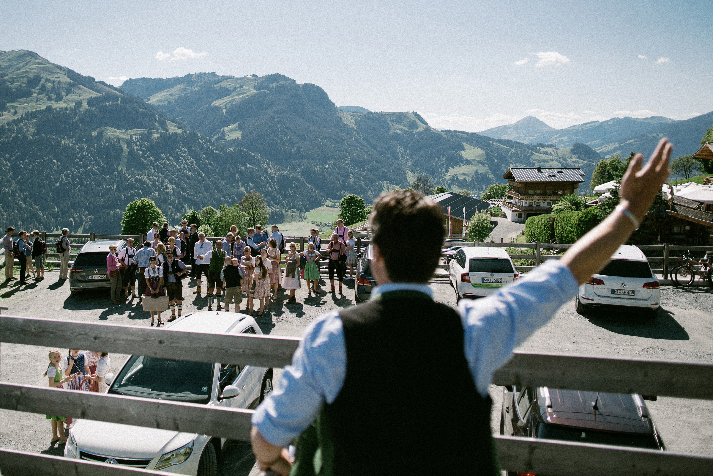 Alpenhochzeit: Begrüßung der Gäste