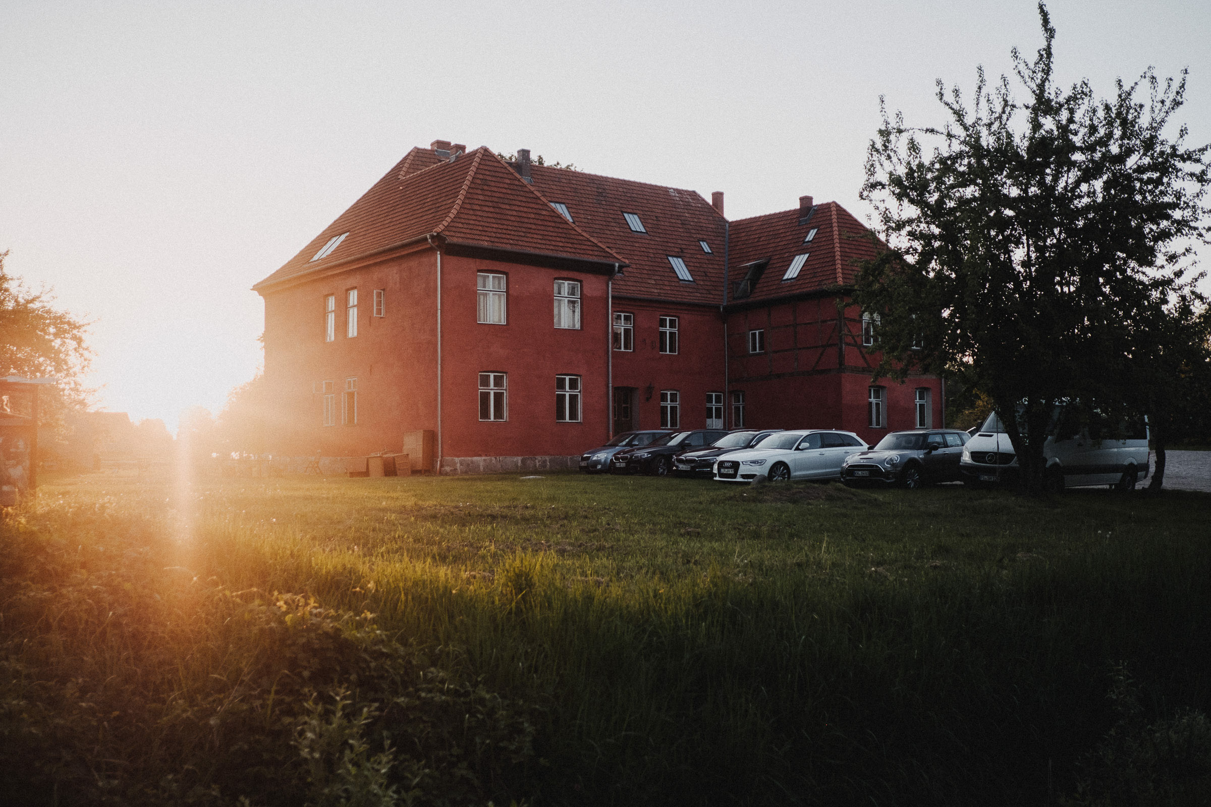 Das Gut Dölitz im Sonnenuntergang