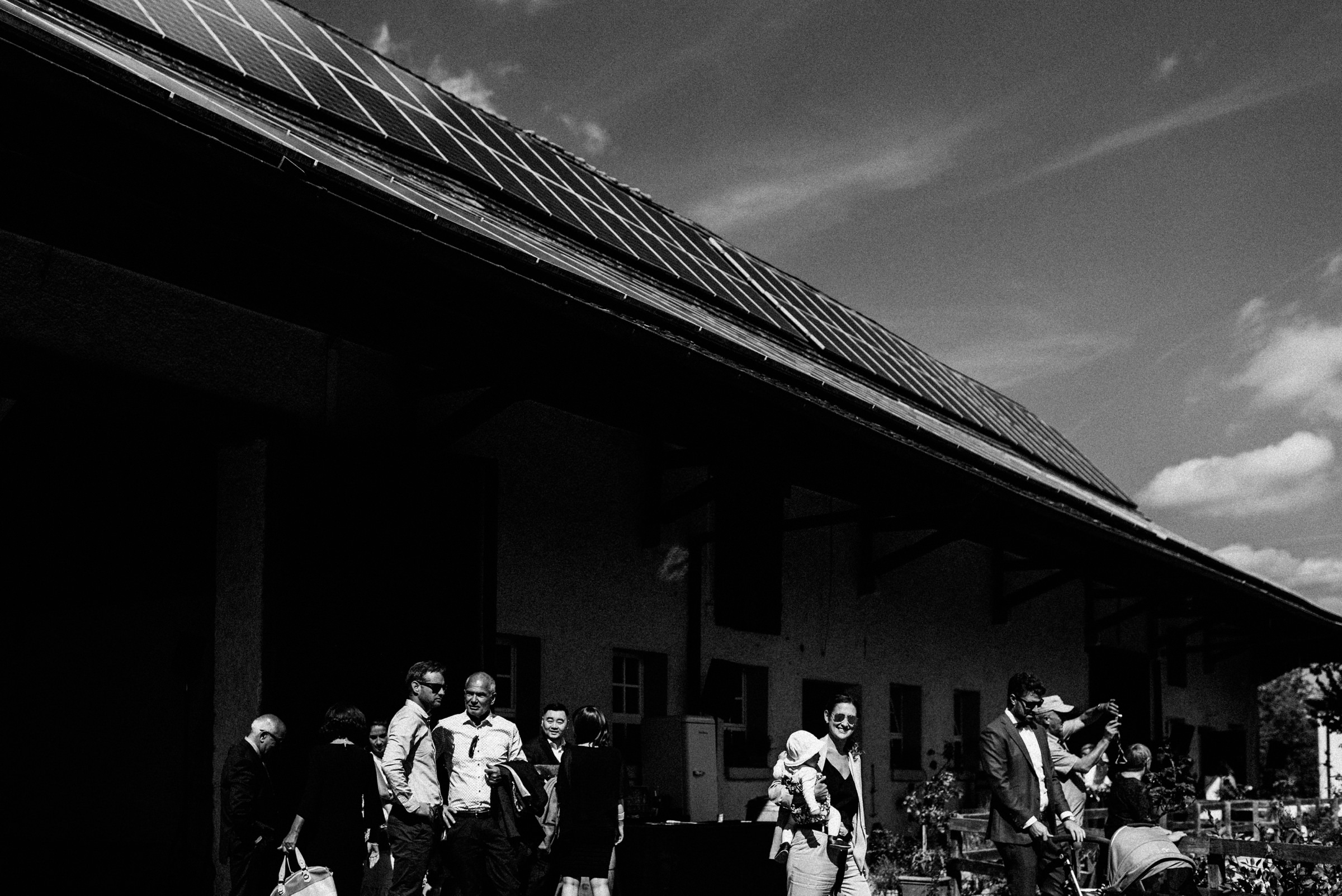 Gutshochzeit: Hochzeitsgesellschaft 